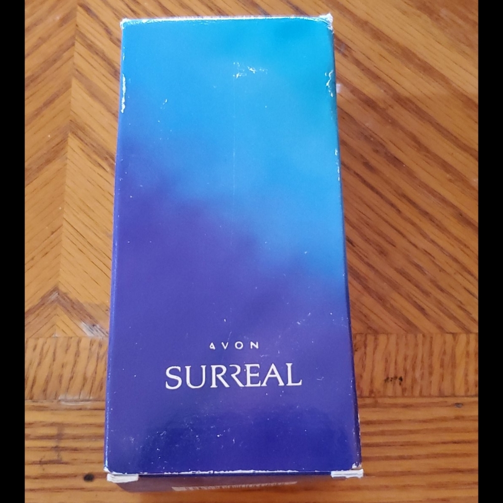 Surreal  Spray